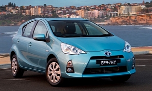 Toyota Prius c Among Best Back-To-School Cars of 2013