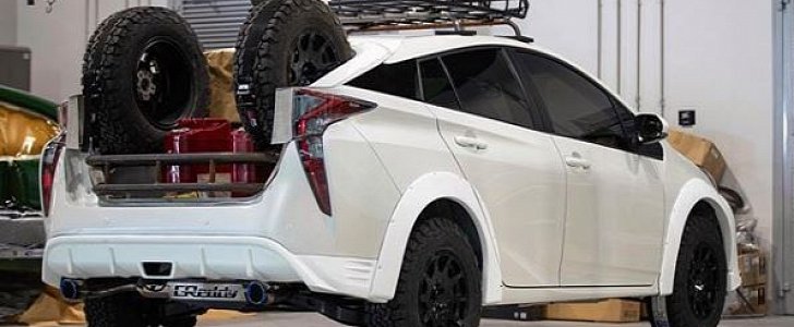 Toyota Prius Gets Offroad Conversion