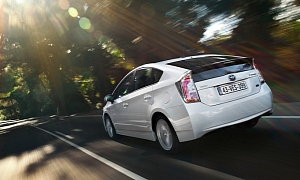 Toyota Prius Leads 2013 California Sales