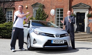 Toyota Provides Fleet for Rugby Football League
