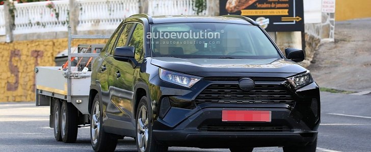 Toyota RAV4 Plug-in Hybrid Spied Testing for the First Time