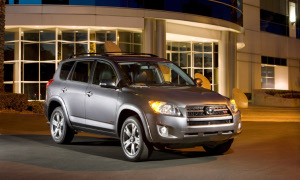 Toyota RAV4 Tops Consumer Reports' Tests