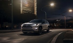 Toyota Reinvents 2019 RAV4, Shows the Fifth Generation in New York