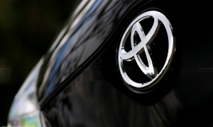 Toyota's December Sales Leave Room for Hope