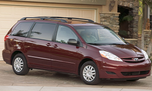 Toyota Sienna Recalled for Gear Lever Issue