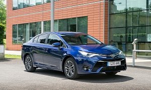 Toyota Tells Us the 2015 Avensis Will Work Magic for Car Fleets