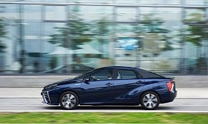 Toyota to Start Producing Battery-Powered EVs by 2020, Kill Fuel Cell?