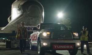 Toyota Tundra Pick-Up Successfully Tows Endeavour Shuttle to California Science Center