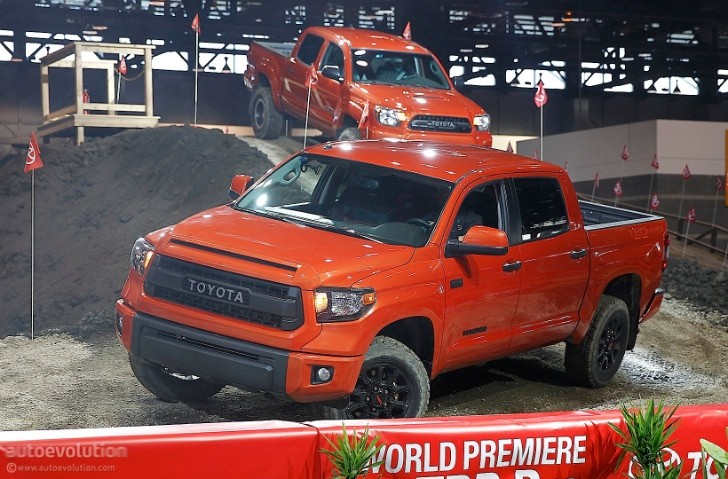 Toyota Tundra TRD Pro Gets Dirty in Chicago [Live Photos] - autoevolution