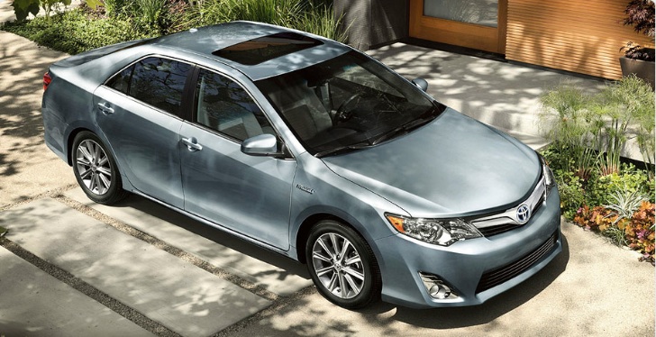 2013 Toyota Camry sales