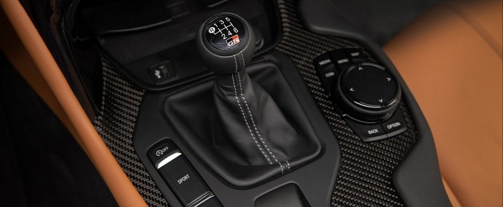 Manual transmission in the 2023 Toyota GR Supra