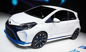 Toyota Yaris Hybrid-R Concept Unveiled at Frankfurt