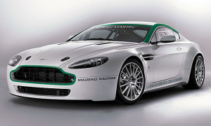 Track Day Aston Martin... The Vantage GT4