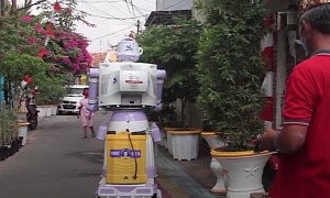 Trash Turned to Gold. Robot Made of a Toy Car Chassis, Pans and Pots, Steals the Headlines
