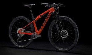 Trek's 2023 Supercaliber 9.6 Is an XC Machine Built for Crazy Lap Times and Gold Medals
