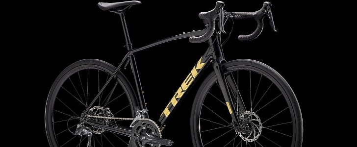 Trek Scoops Up Any of Your Leftover Cash With the Ultra-Affordable Domane AL 2 Machine