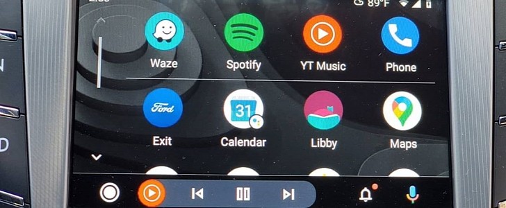 Android Auto eventually ends with a black screen on some devices