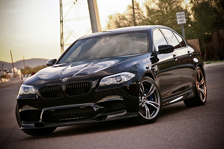  Triple Black BMW M5 perseguirá tus sueños - autoevolution