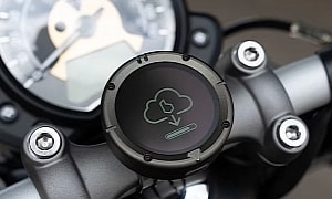 Triumph Motorcycles Get New Navigation Device So You Can Put the Smartphone Away