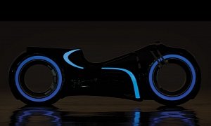 Tron: Legacy Electric Motorcycle Replica Up for Grabs – Photo Gallery