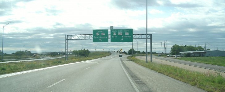 State Loop 306 before U.S. 277/87 interchange