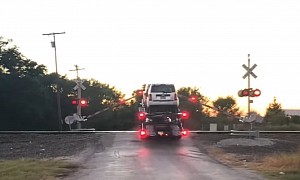 Truck Driver Who Trusted His GPS Gets Stuck on Railroad Crossing, Crash Unavoidable