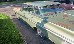"True Barn Find": 1959 Chevrolet Impala Sitting on Blocks Since 1993 Needs a New Life
