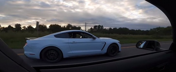 Tuned Ford Mustang GT Races GT350