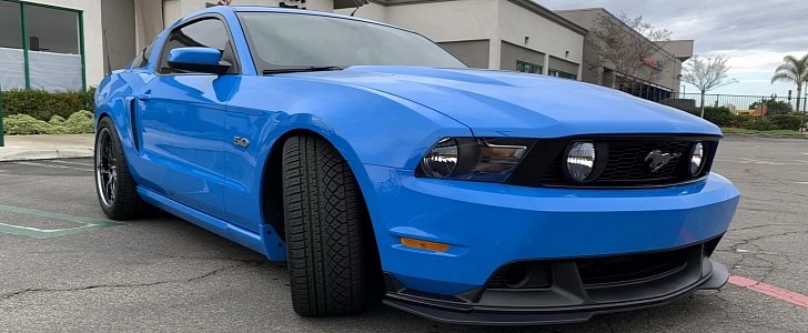 Modified 2011 Ford Mustang GT 5.0 getting auctioned off