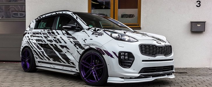 Tuned Kia Sportage Rides Low, Has Skirts and Spoilers