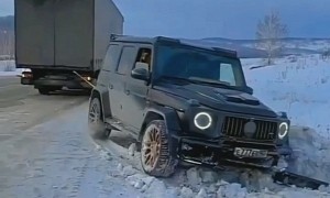 Tuned Mercedes G-Class Gets Stuck in the Snow in Russia, Video Is Painful to Watch