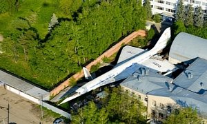 Tupolev Tu-144 "Concordski" Discovered Hidden in Tatarstan