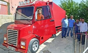 Turkish Enthusiast Builds a Truck Out of Scrap Parts