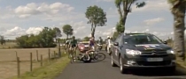 TV Car Crashes into Cyclists at Tour de France 2011