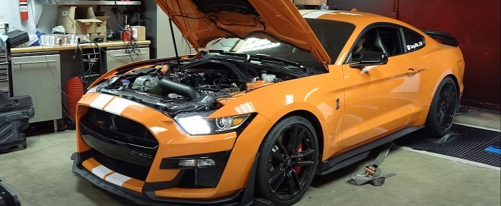 Twin-Turbo Shelby GT500 on the dyno