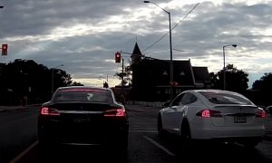 Tesla Model S Races another Tesla Model S from the Lights, But Is It Illegal?
