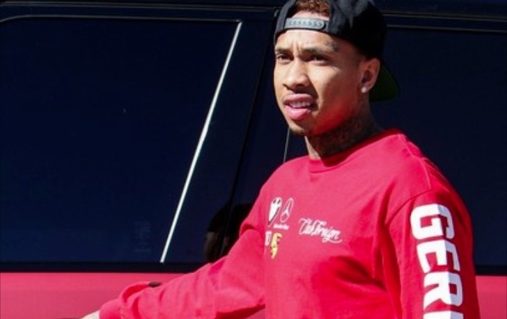 Tyga Seen Driving His Red-On-Black Range Rover: Shopping for Kylie? 