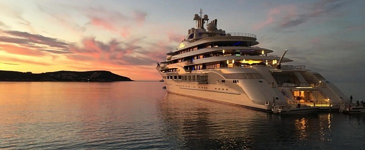 Dilbar became the first Russian superyacht to be seized, following the new legislation passed by European countries