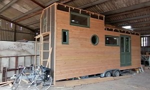 UK Couple Built a Sustainable Tiny Home From Scratch, for Off-Grid Living