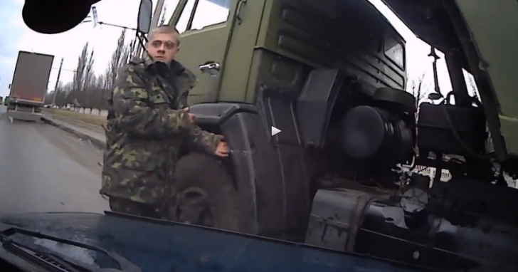Ukrainian Soldier Almost Killed by a Car, Has No Reaction [Video] 