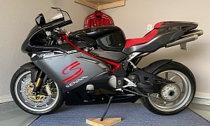 Ultra-Rare MV Agusta F4 1000 Senna Is a Two-Wheeled Rocket With 172 HP on Tap