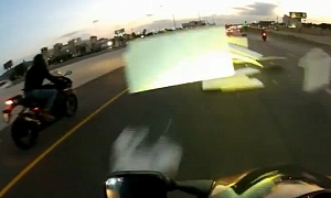 Unfastened Styrofoam Causes Motorbike Crashes on Highway