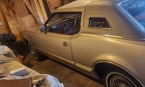 Unrestored 1976 Ford Thunderbird Shows Up Out of Nowhere With Just 3,200 Miles