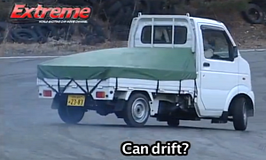 Unusual Drifting in Really Small Japanese Pickup