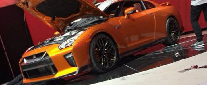 2017 Nissan GT-R live photo from the New York Auto Show