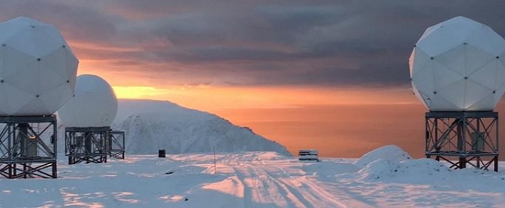 The OneWeb gateway in Svalbard, Norway provides tracking of gigabits of data for NORTHCOM