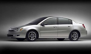 US Investigates GM's Saturn Ion for Steering Issue