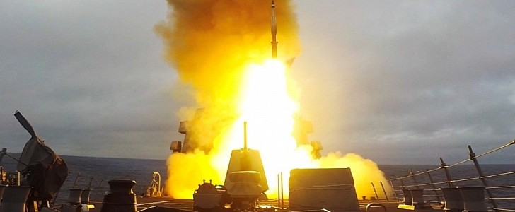 USS Paul Ignatius fires a Standard Missile-3 (SM-3) interceptor during Formidable Shield 2021