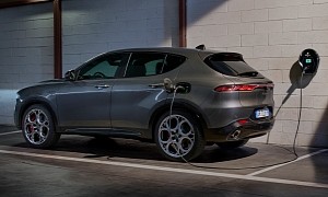 U.S.-Spec Alfa Romeo Tonale Drops 2.0L Turbo Powertrain, Keeps 1.3L Turbo PHEV