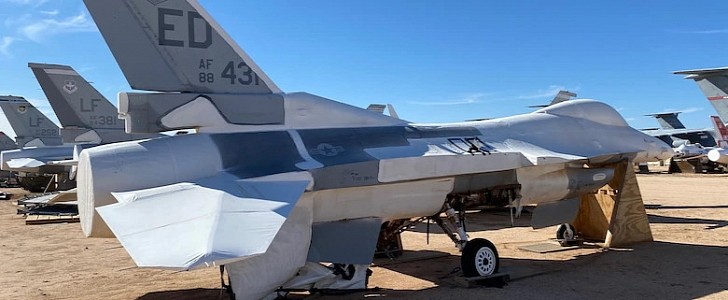 An F-16 is waiting at the Davis-Monthan Air Force Base to be moved to Wichita.